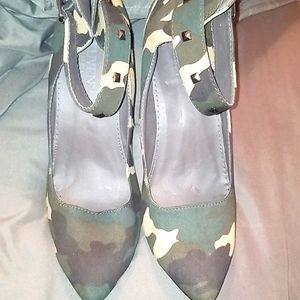Camo Print 3 inch heels